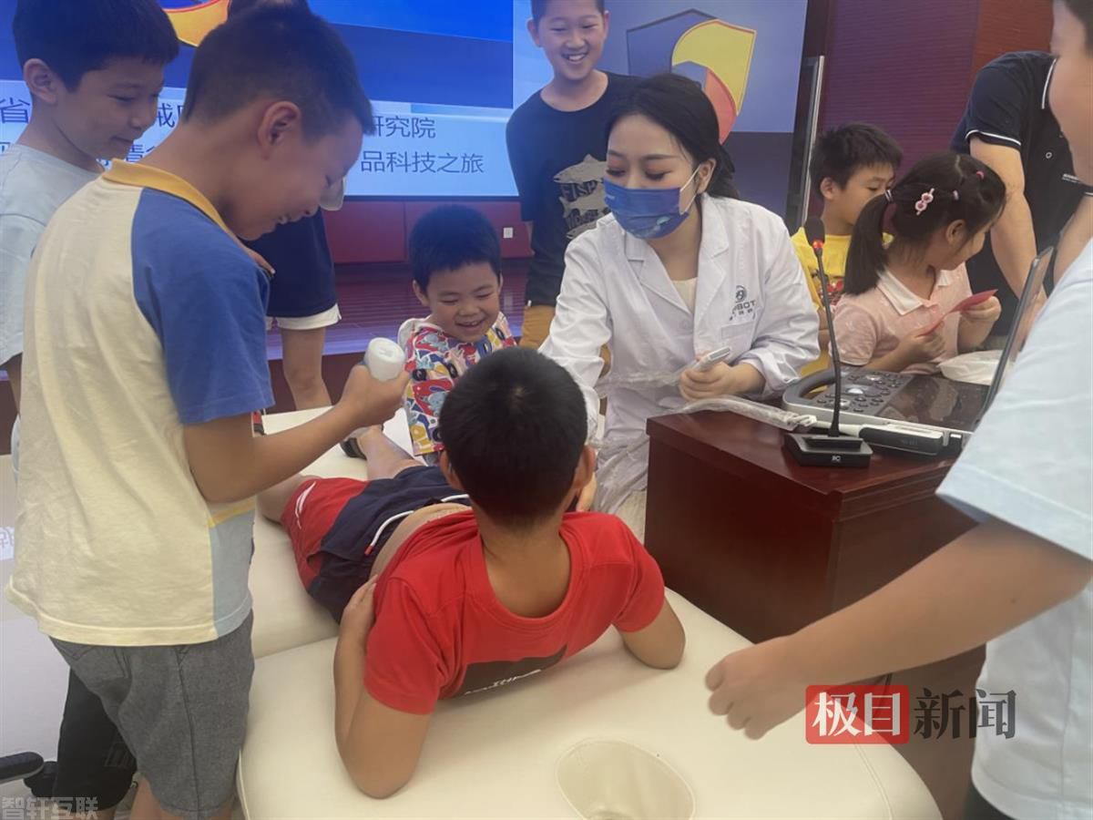  医疗器械科普宣传活动：安全用械 共享健康(图1)