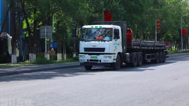  环保先行，宝钢新能源重卡助力清洁运输(1)