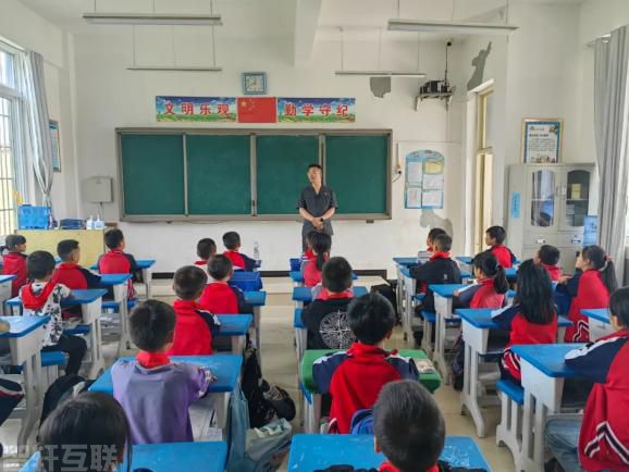 【社会治安重点工作专项行动】法治进校园 平安一暑假(1) 【社会治安重点工作专项行动】法治进校园 平安一暑假(1)