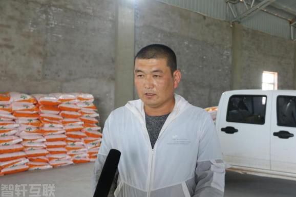  村里建起一座仓储库，农牧民受益匪浅(图3)