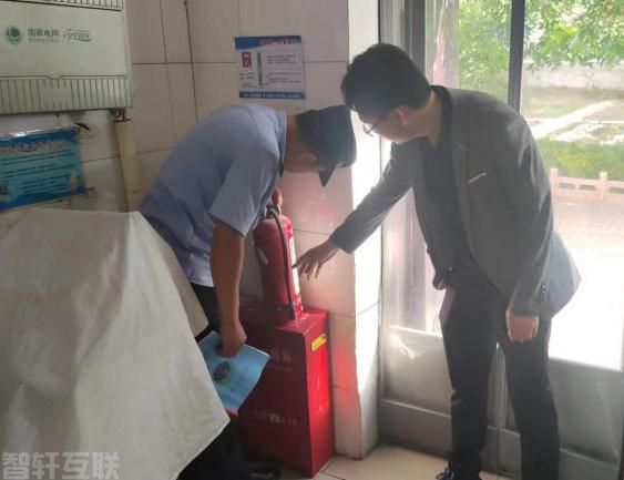  夏季治安整治行动：观庄派出所全力推进，确保社会安(图1)