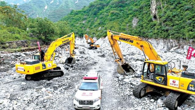  重建中的灾区：通信与救援(图2)